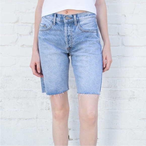 NWT Brandy Melville 90s Low Waist Denim Jean Bermuda Cut Off Shorts - Picture 14 of 14
